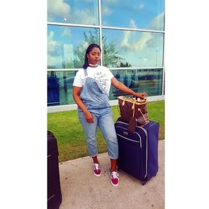 Meet your Posher, Zena